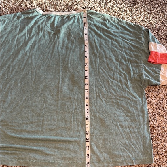 Prana Red and Green Colorblock T-Shirt XL - Picture 6 of 7
